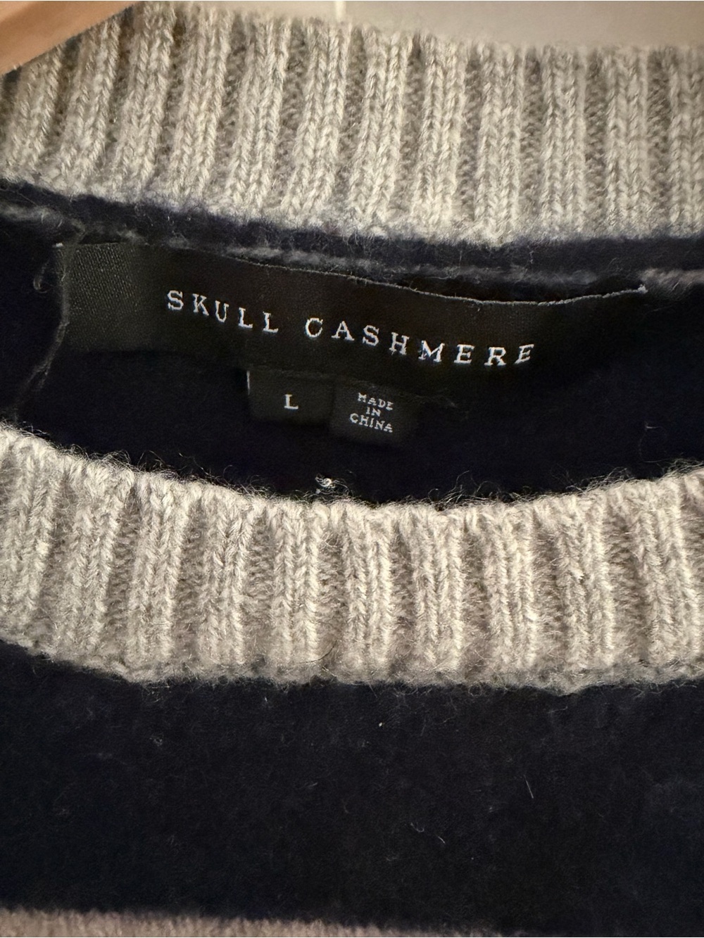 Skull Cashmere Colorblock Crewneck Crop Sweater in Pink, Navy & Light Gray - Picture 3 of 7